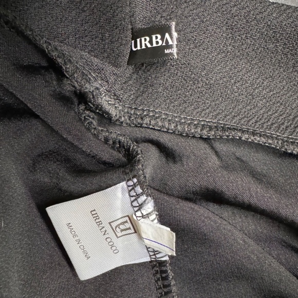 Urban Coco Skirt Sz L Black Circle Elastic waistline - Picture 2 of 4